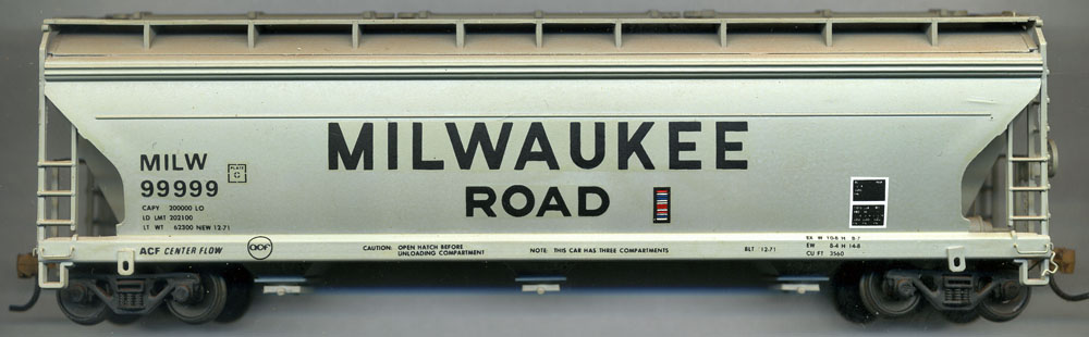 [Milwaukee Road ACF Centerflow 3-Bay Covered Hopper]